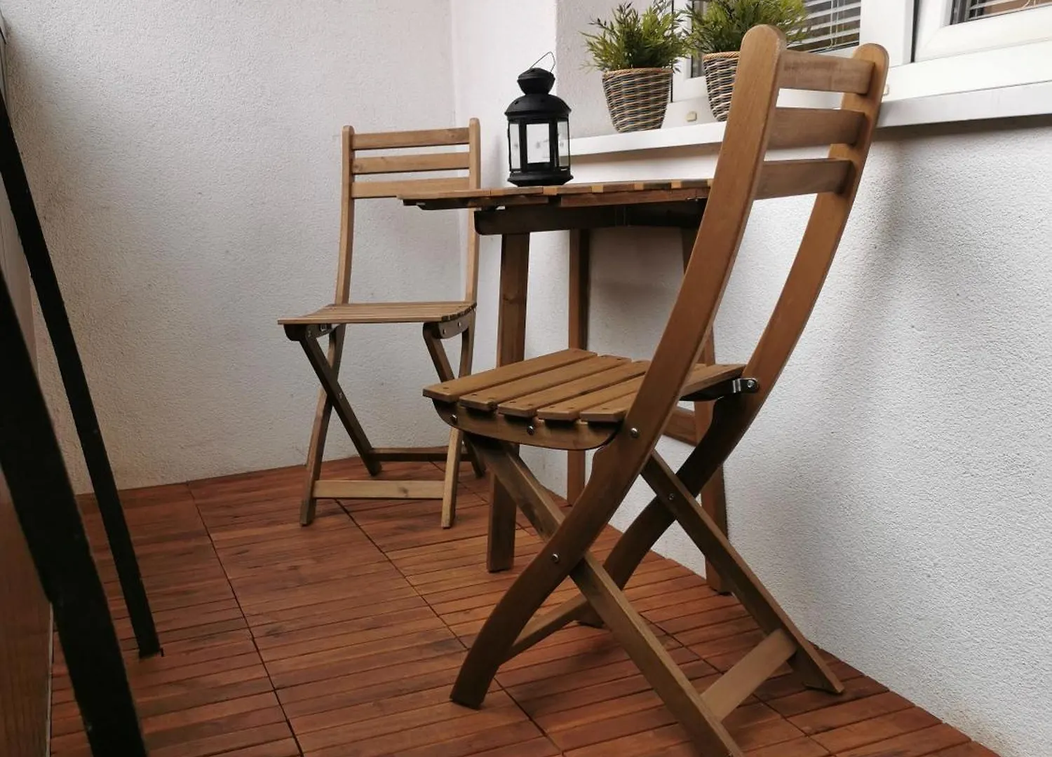 Crackedbrick Warsaw Rentals 0*,  Poland