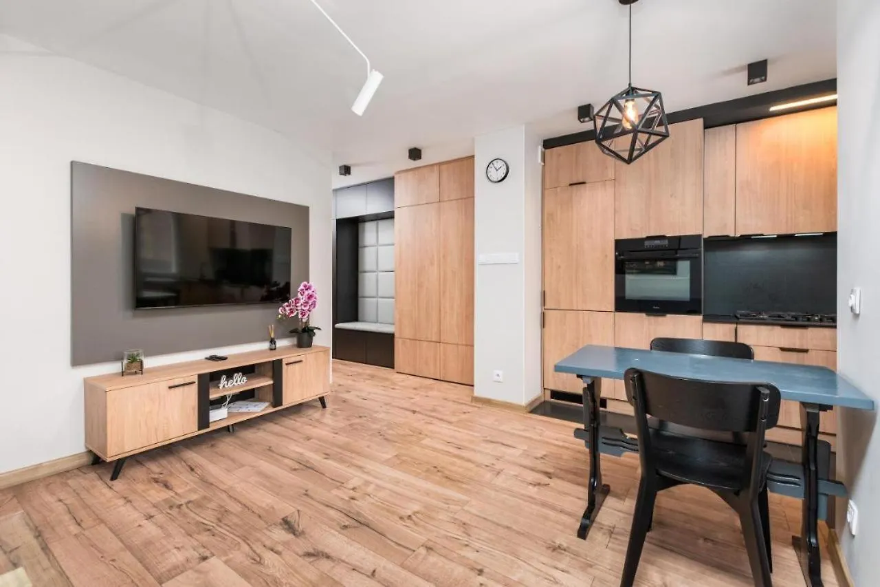 Crackedbrick Warsaw Rentals